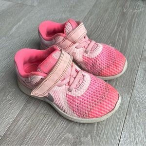 Kids running shoes Nike size9C